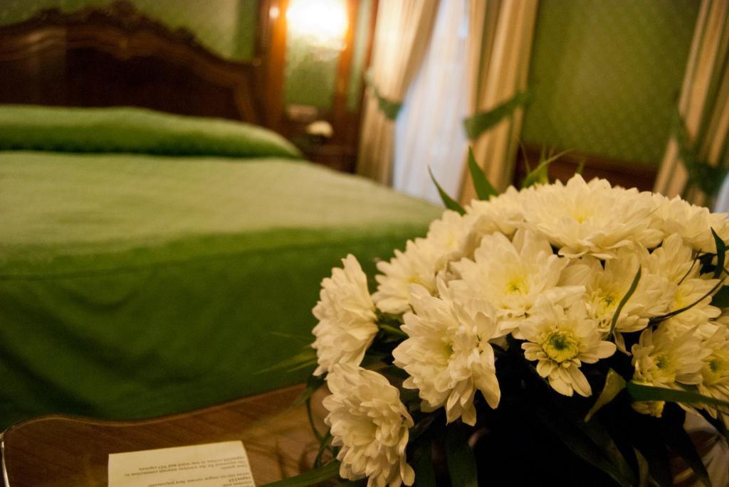 Hotel Casa Capsa Bükreş Dış mekan fotoğraf