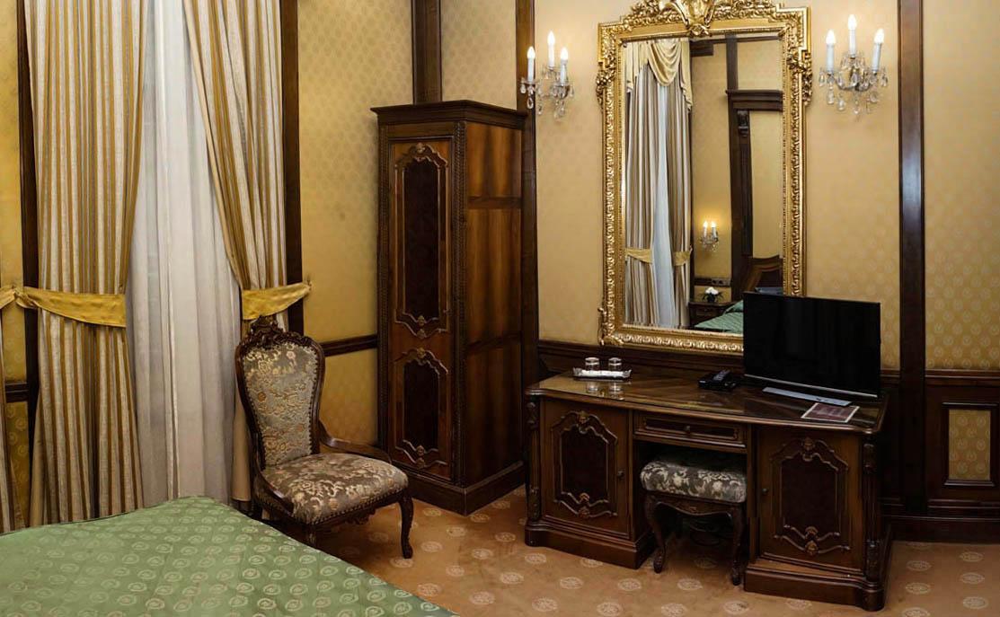 Hotel Casa Capsa Bükreş Dış mekan fotoğraf